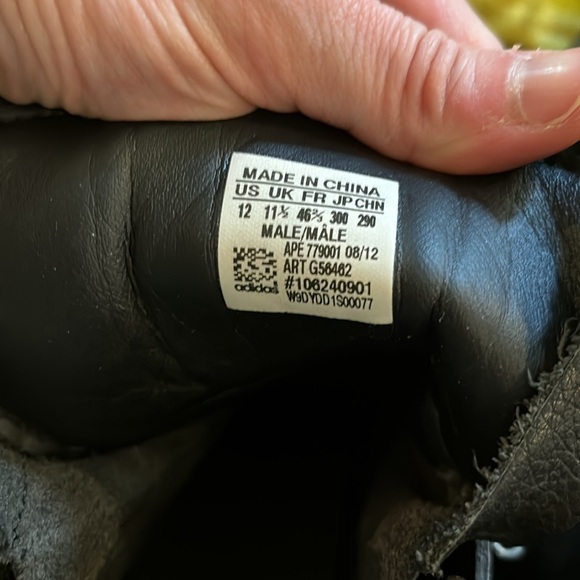 Adidas Blauvet Boots all black - Picture 4 of 4